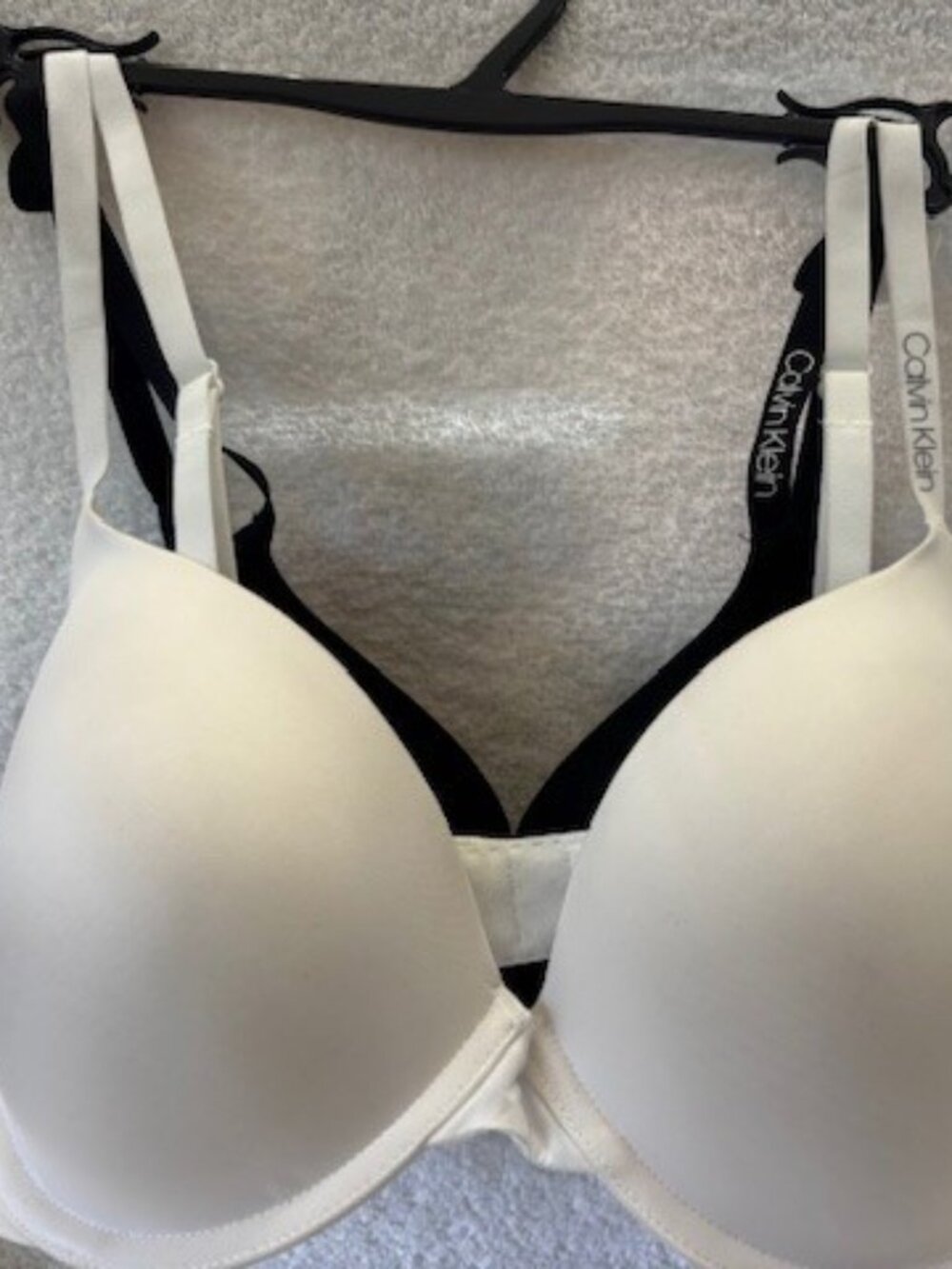 Calvin Klein 2-Pack Lightly Lined Demi bras NWT Size 36B